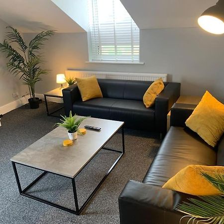 Fantastic Large 2 X Bedroom Flat, Free Parking Sale Exterior foto